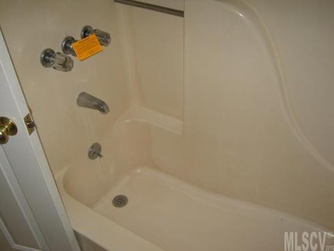 2227 Angle Dr, Conover, NC 28613 photo 7