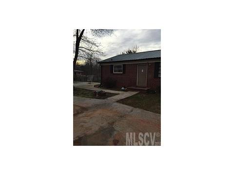 320 33rd St Dr, Hickory, NC 28602 photo 3