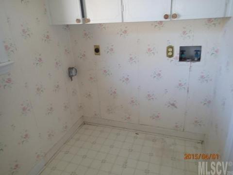 111 28th Avenue Nw Dr NW, Hickory, NC 28601 photo 5
