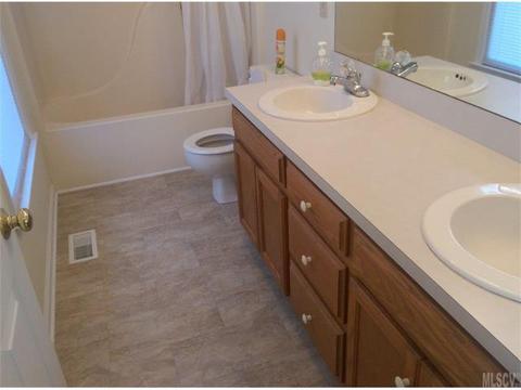 2487 Cedar Valley Dr, Conover, NC 28613 photo 8