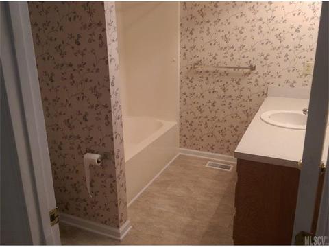 2487 Cedar Valley Dr, Conover, NC 28613 photo 3