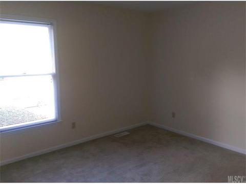 2487 Cedar Valley Dr, Conover, NC 28613 photo 5
