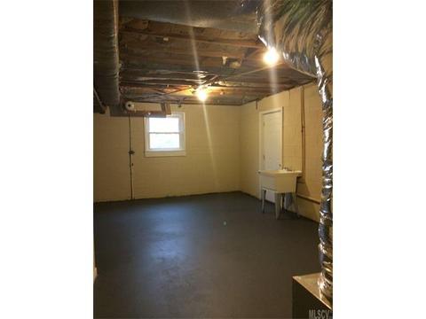 2653 Cedar St, Conover, NC 28613 photo 5