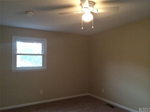 2653 Cedar St, Conover, NC 28613 photo 14