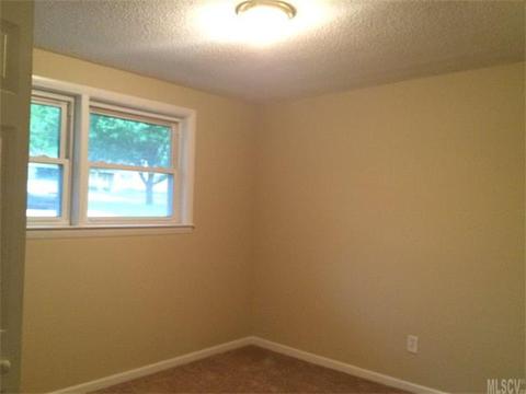 2653 Cedar St, Conover, NC 28613 photo 7