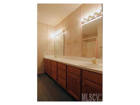 3223 6th Ave, Conover, NC 28613 photo 5