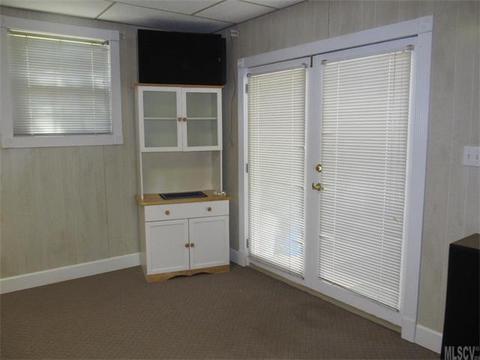2438 Cedar Valley Dr, Conover, NC 28613 photo 9