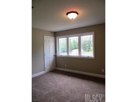 5967 Willowbottom Rd, Hickory, NC 28602 photo 9