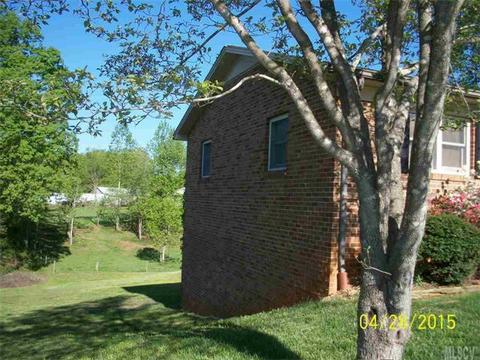 4008 Buff St, Hickory, NC 28602 photo 6