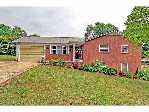 39 E J St, Maiden, NC 28650 photo 1