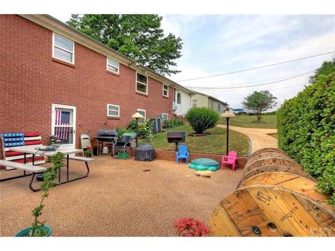 39 E J St, Maiden, NC 28650 photo 7