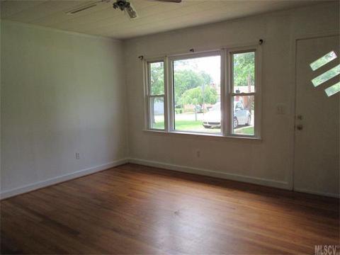 341 Maple St, Hudson, NC 28638 photo 2