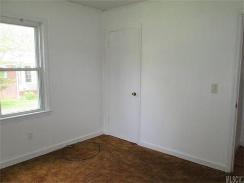 341 Maple St, Hudson, NC 28638 photo 17