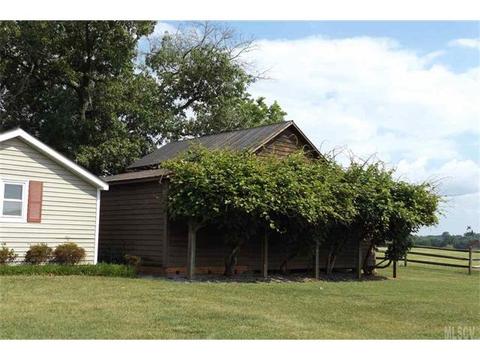 1955 Travis Rd, Conover, NC 28613 photo 10