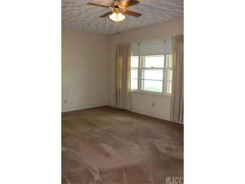4949 Springhaven Dr, Conover, NC 28613 photo 2
