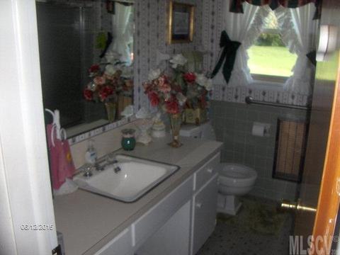 1504 36th Ave, Hickory, NC 28601 photo 3