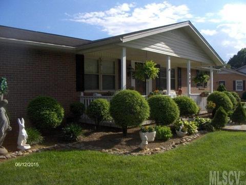 1504 36th Ave, Hickory, NC 28601 photo 2