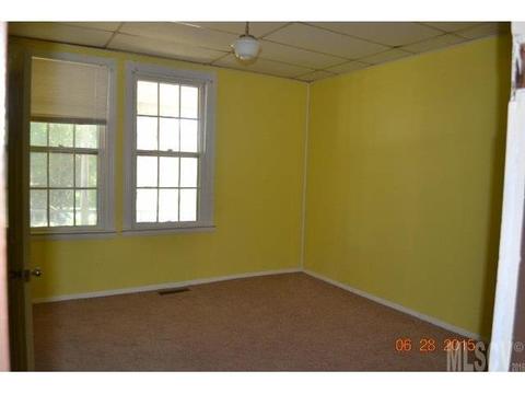 503 1st St, Conover, NC 28613 photo 7