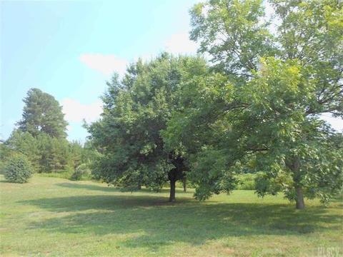 1107 Manor St, Conover, NC 28613 photo 4