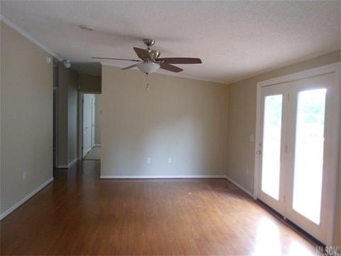 1107 Manor St, Conover, NC 28613 photo 7