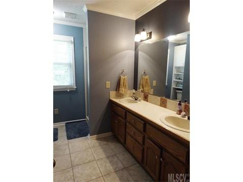 3520 5th Street Nw Dr NW, Hickory, NC 28601 photo 13