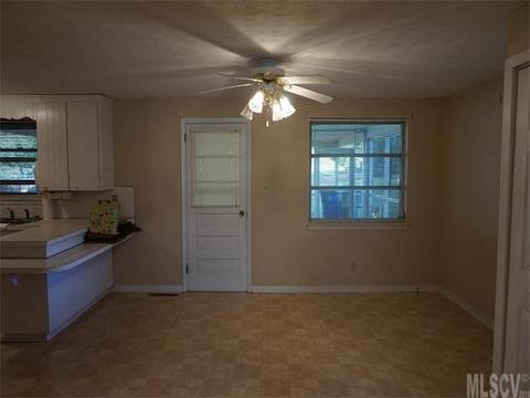 211 3rd Ave, Conover, NC 28613 photo 14