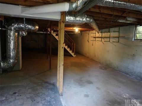 211 3rd Ave, Conover, NC 28613 photo 12