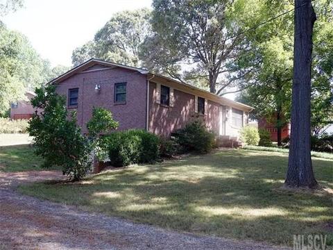 211 3rd Ave, Conover, NC 28613 photo 17
