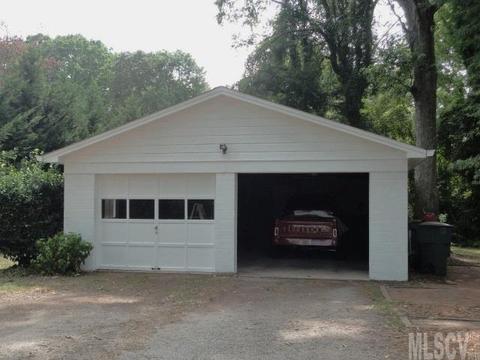 708 4th Ave, Conover, NC 28613 photo 13