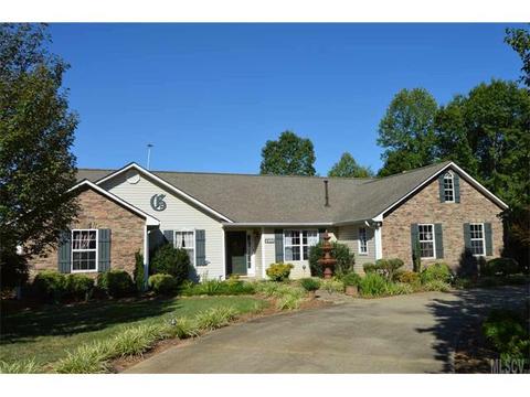 6498 Willowbottom Rd, Hickory, NC 28602 photo 2