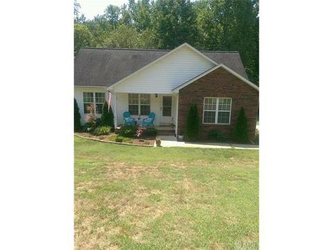 100 E Pine St, Maiden, NC 28650 photo 1