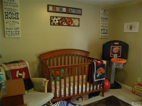 100 E Pine St, Maiden, NC 28650 photo 7