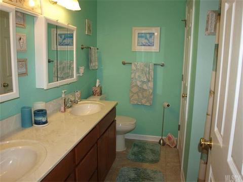 815 Rock Barn Rd, Conover, NC 28613 photo 5