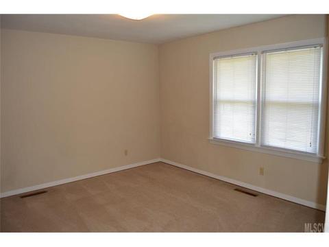 409 13th Ave, Conover, NC 28613 photo 5