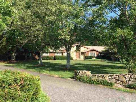 1422 White Eagle Ranch Rd, Hickory, NC 28602 photo 18