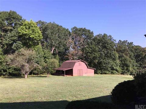1422 White Eagle Ranch Rd, Hickory, NC 28602 photo 14