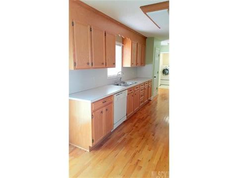 4936 Pond Ct, Conover, NC 28613 photo 8