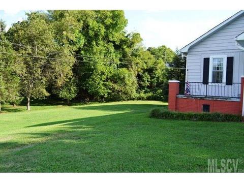 110 Baxter St, Drexel, NC 28619 photo 4