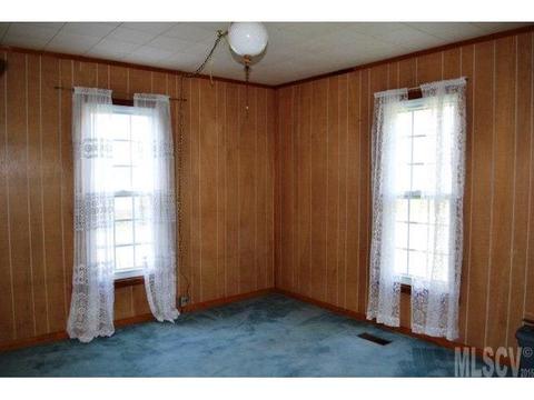110 Baxter St, Drexel, NC 28619 photo 8