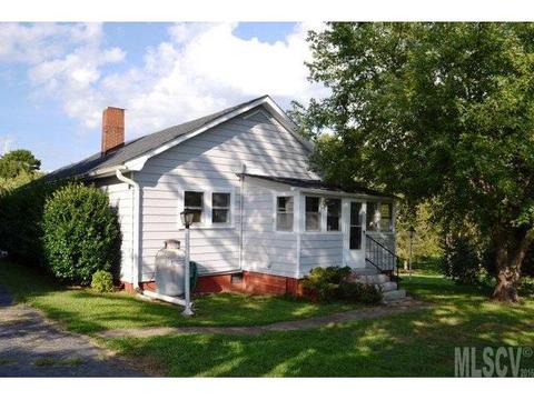 110 Baxter St, Drexel, NC 28619 photo 2