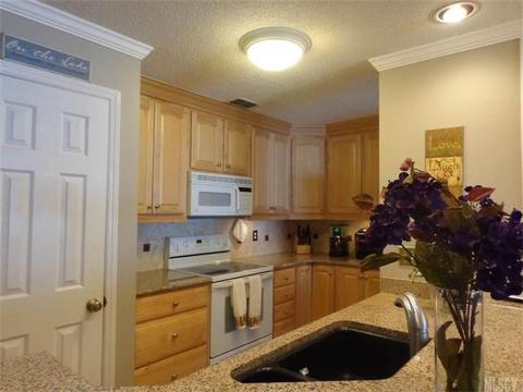 669 Portside Dr, Davidson, NC 28036 photo 3
