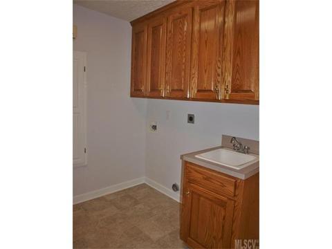 903 5th St, Conover, NC 28613 photo 10