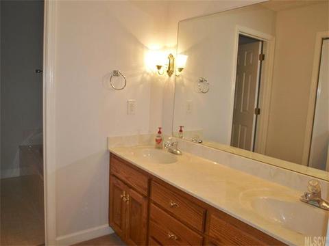 903 5th St, Conover, NC 28613 photo 4