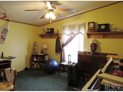 162 Cedarvale Dr, Harmony, NC 28634 photo 6