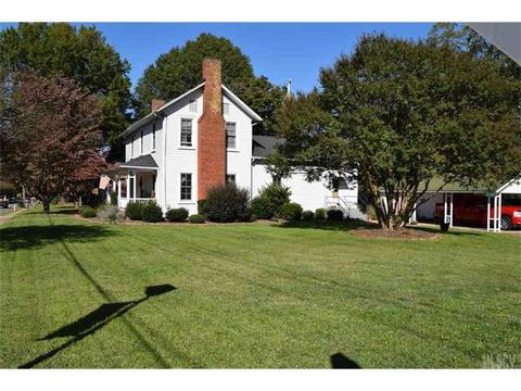 206 1st Ave, Conover, NC 28613 photo 6