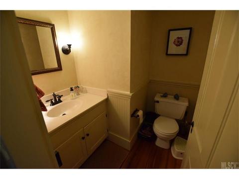 206 1st Ave, Conover, NC 28613 photo 5
