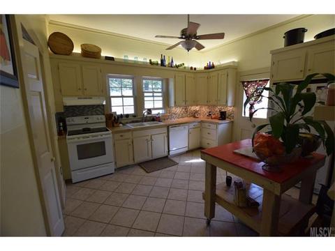 206 1st Ave, Conover, NC 28613 photo 11
