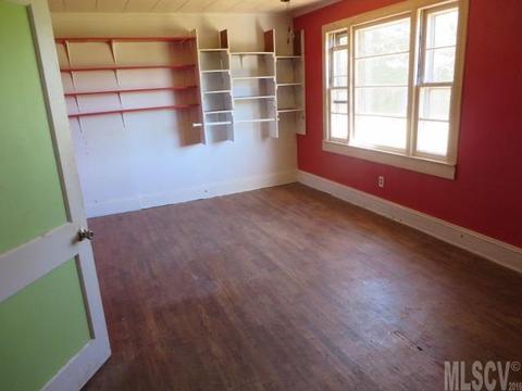 1301 Normandy St, Conover, NC 28613 photo 2