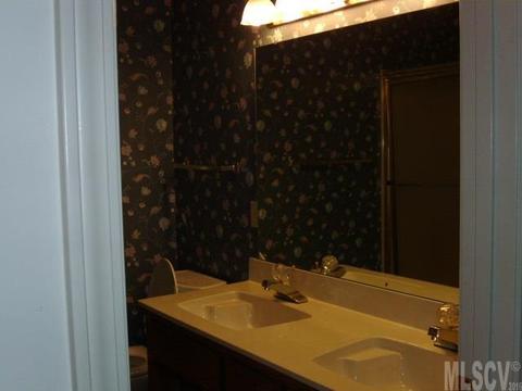 3771 Rock Bridge Dr, Conover, NC 28613 photo 4
