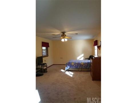 612 4th St, Conover, NC 28613 photo 3